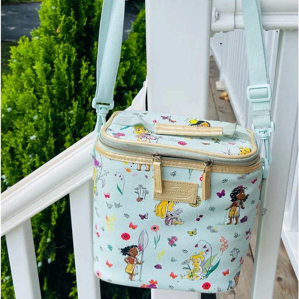 Disney animators collect matching lunch box